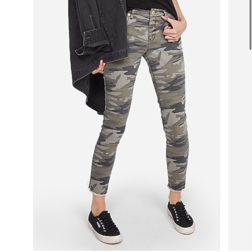 Express Camo Ankle Legging